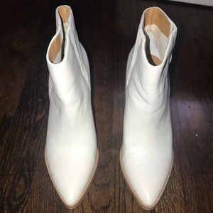 White booties halogen 6